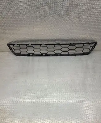 Volvo V40 Cross country Front bumper lower grill 31290945