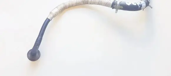Toyota Avensis T250 Engine coolant pipe/hose