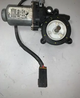 Nissan Primera Front door window regulator motor 400600T5