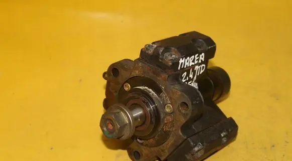 Fuel injection high pressure pump