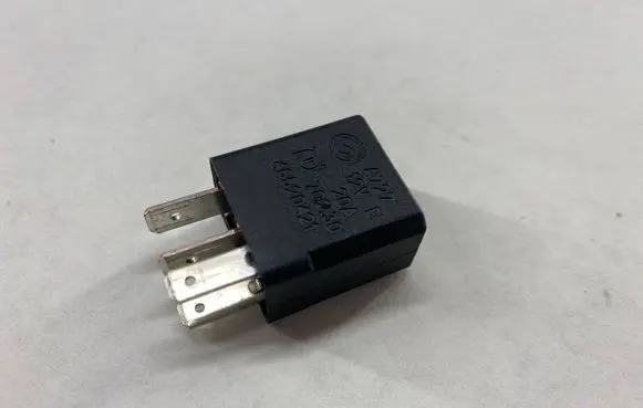 Fiat Grande Punto Other relay 46520421 70230