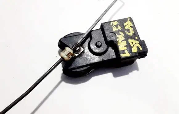 Mitsubishi Lancer Central locking motor mb830585 152800-6070