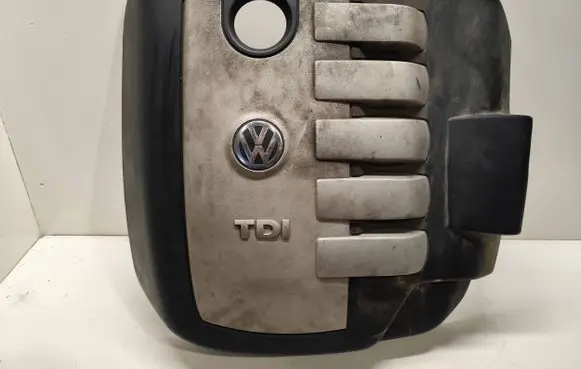 Volkswagen Touareg I Engine cover (trim) 070103927 V270