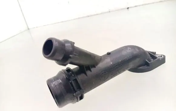 BMW 1 E81 E87 Engine coolant pipe/hose 7560130