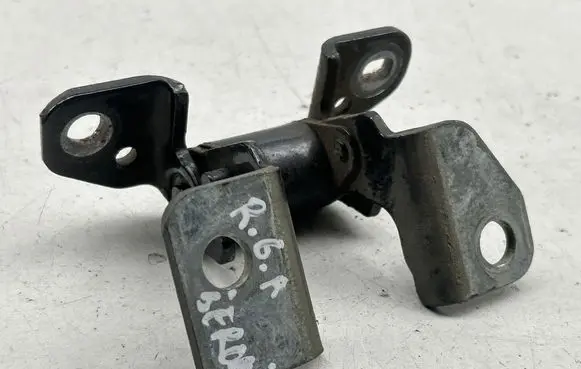 Jeep Grand Cherokee Rear door lower hinge 