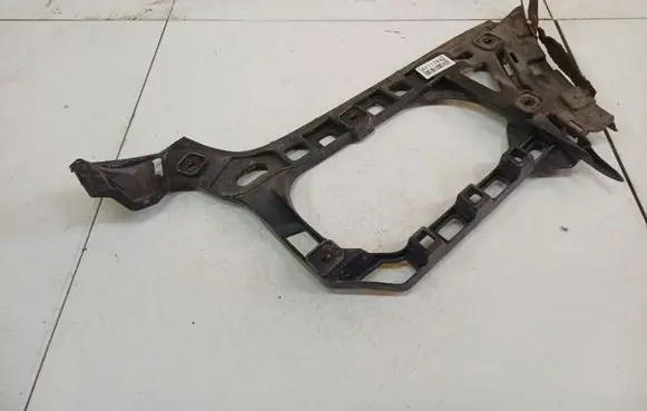 Volkswagen PASSAT CC Rear bumper mounting bracket 3C8807393