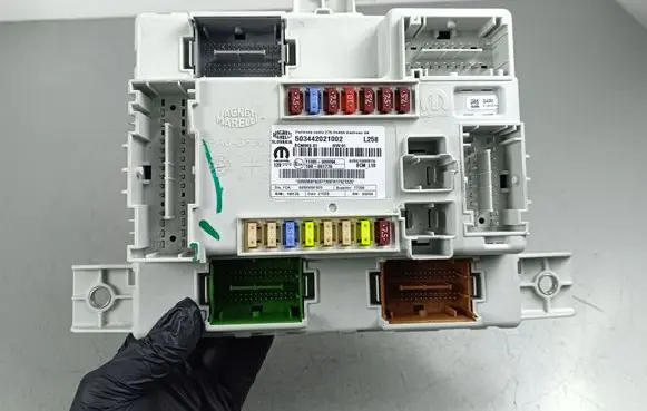 Alfa Romeo Stelvio Fuse module 503442021002
