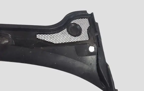 Audi A3 S3 A3 Sportback 8P Wiper trim 8P1819415C