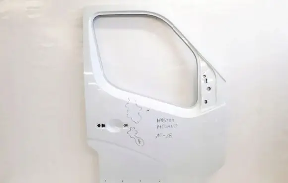 Renault Master III Front door