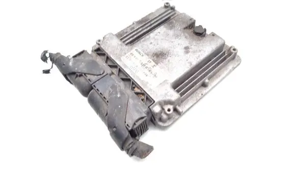 Jeep Patriot Engine control unit/module P05187596AB 0281013845