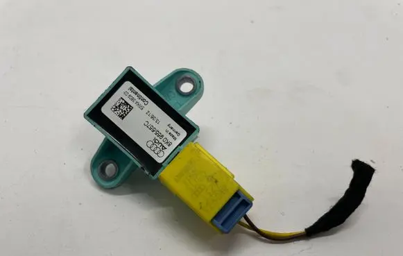 Audi A4 S4 B8 8K Airbag deployment crash/impact sensor 8K0955557C