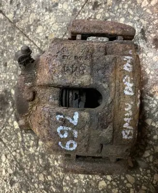 BMW X3 E83 Front brake caliper