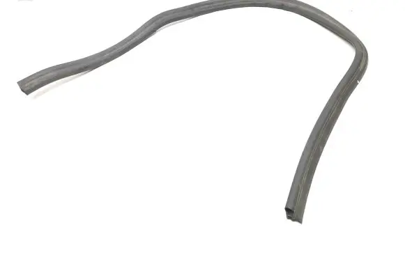 Volkswagen Touareg II Engine compartment rubber 7P6823723 25102410