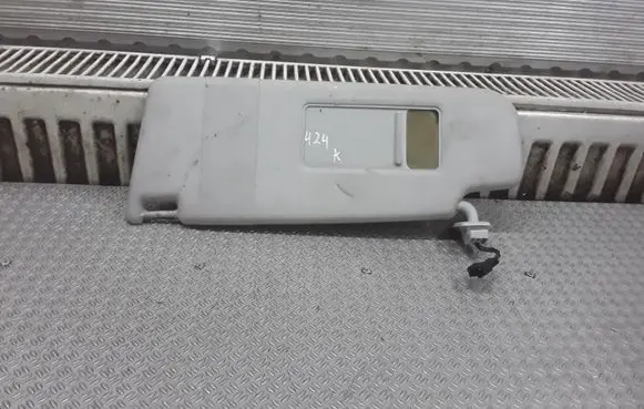 Volkswagen Golf V Sun visor