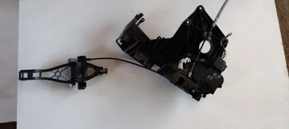 Volvo S80 Front door lock 30661072 983049