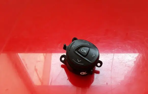 Ford Focus Steering wheel buttons/switches AM5T14K147BA 12JUN26ER1
