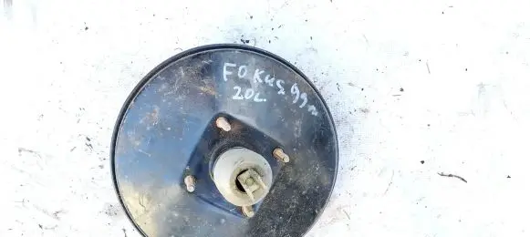 Ford Focus Brake booster