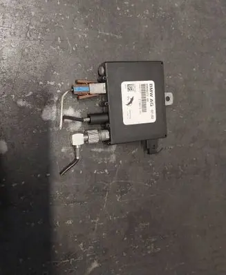 BMW 3 E46 Antenna control unit 690607102