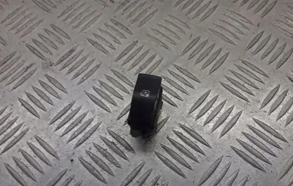 Renault Megane II Quarter vent window switch 