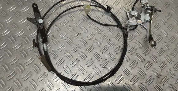Toyota Sienna XL30 III Fuel cap flap release cable 