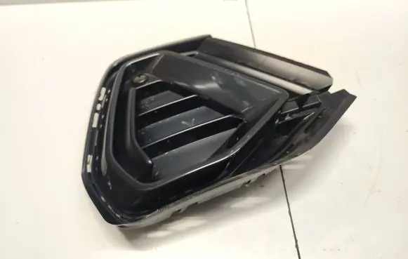 Front bumper lower grill