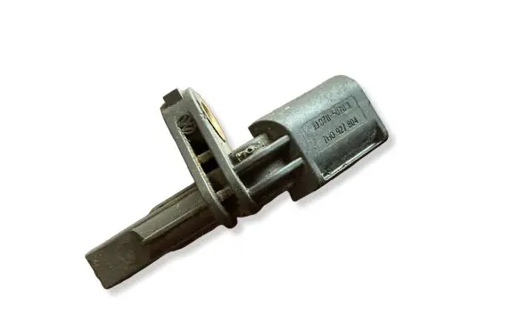 Volkswagen PASSAT B6 ABS brake wheel speed sensor 7H0927804