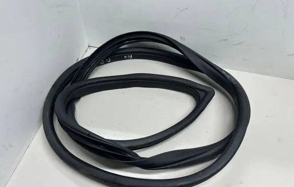 KIA Rio Front door rubber seal 