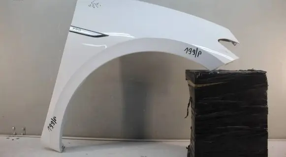 Volkswagen ID.3 Fender mounting bracket