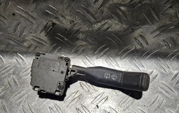Renault Clio I Wiper control stalk