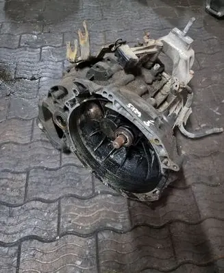 Ford Mondeo MK IV Manual 5 speed gearbox 1S7R7F096 N5LUA