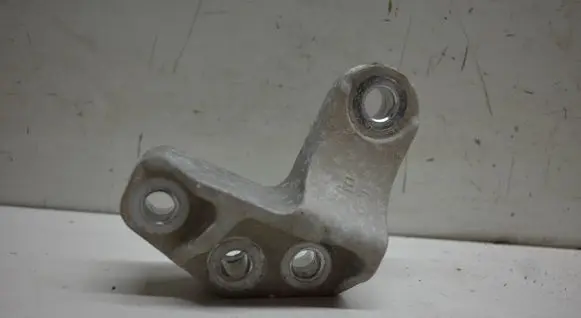 KIA Niro Gearbox mounting bracket 
