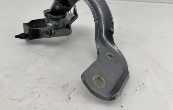 Audi A6 C7 Tailgate/trunk/boot hinge 4G9827299