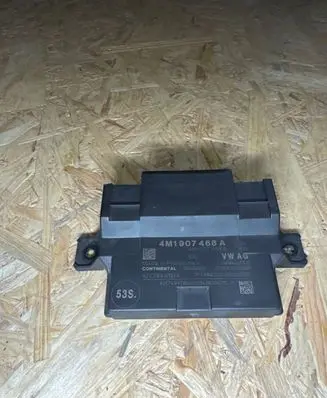 Audi A4 S4 B9 Gateway control module 4M1907468A A2C74997804