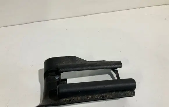 Mercedes-Benz E W211 Front passenger seat rail trim 2119192620 77020006