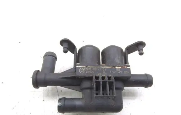 BMW 5 F10 F11 Coolant heater control valve 6411911916404