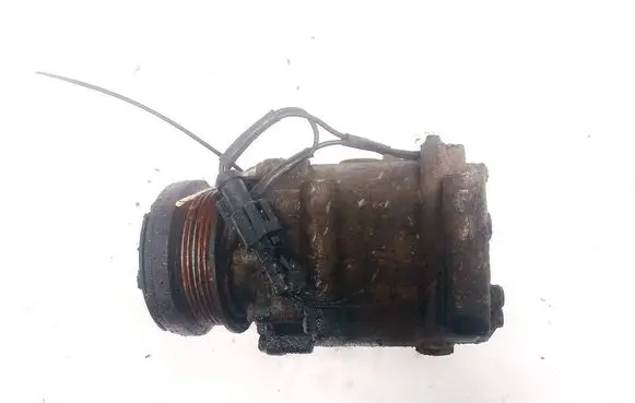 Ford Focus Air conditioning (A/C) compressor (pump)
