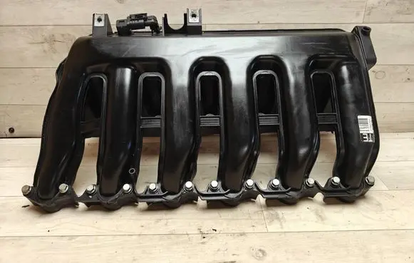 BMW 5 E60 E61 Intake manifold 7790700 7790701