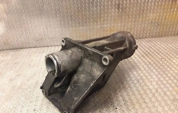 BMW X5 E70 Engine mounting bracket 7552540