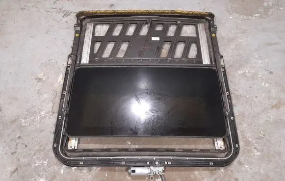 Mercedes-Benz E W211 Sunroof set 2117800629 2038203142