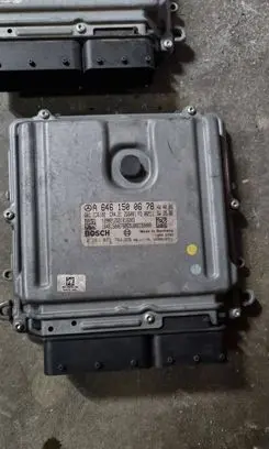Mercedes-Benz Vito Viano W639 Engine control unit/module A6461500678 0281013784