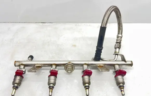 Mercedes-Benz C W203 Fuel main line pipe A2710780023