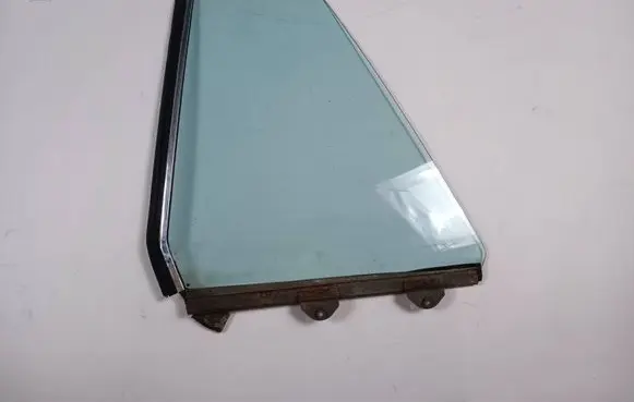 Mercedes-Benz SL R107 Rear side window