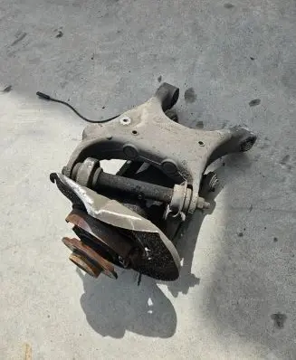 BMW X5 E70 Rear wheel hub spindle/knuckle 6770953