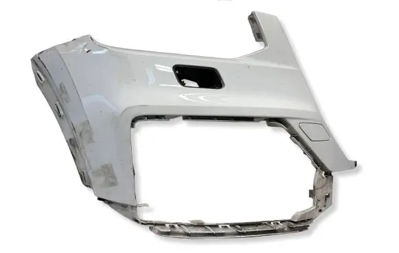 Audi Q2 - Front bumper corner part panel trim 81A807438A 81A807438