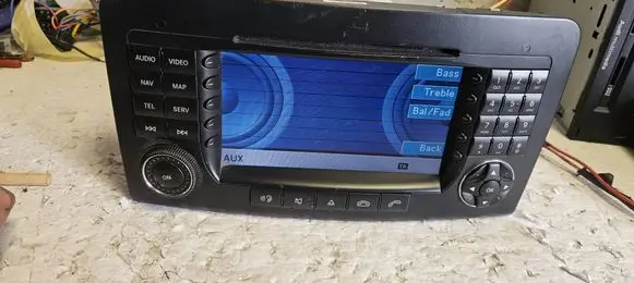Mercedes-Benz ML W164 Radio/CD/DVD/GPS head unit A1648705489 A2038270062 BE6094