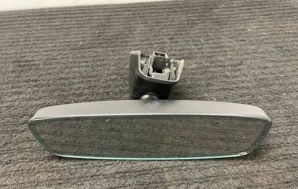Audi Q3 F3 Rear view mirror (interior) 81A857511