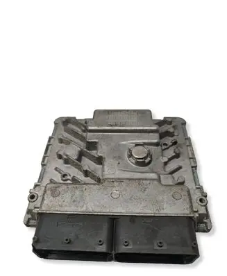 Volkswagen Golf VII Engine control unit/module 06K907425J 5WA18010