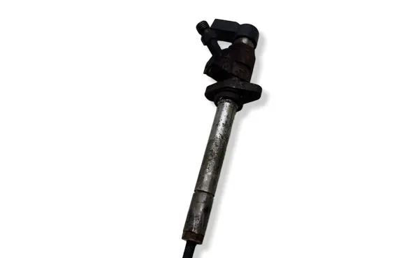 Ford C-MAX I Fuel injector 9657144580