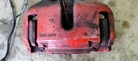 BMW 7 F01 F02 F03 F04 Front brake caliper