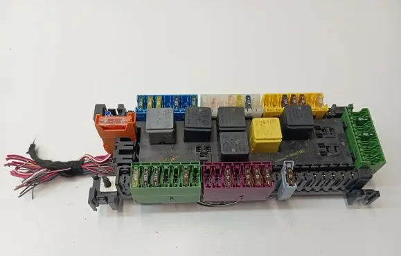Mercedes-Benz GLE (W166 - C292) Fuse module A1669061202